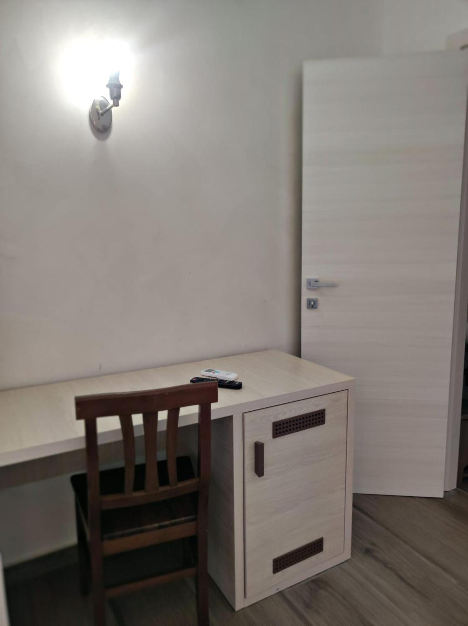 Hotel Holiday Foggia Ngoại thất bức ảnh
